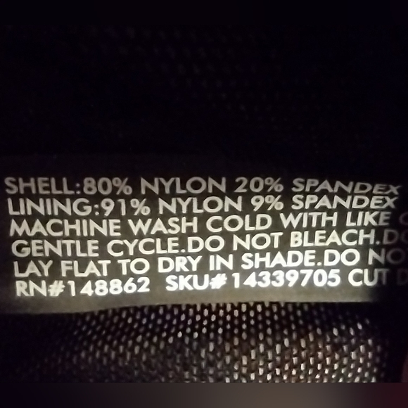 TORRID SWIM LEAFY RACERBACK TANKINI AND LEAFY HIGH RISE SHORTS SIZE 4 - Picture 13 of 13